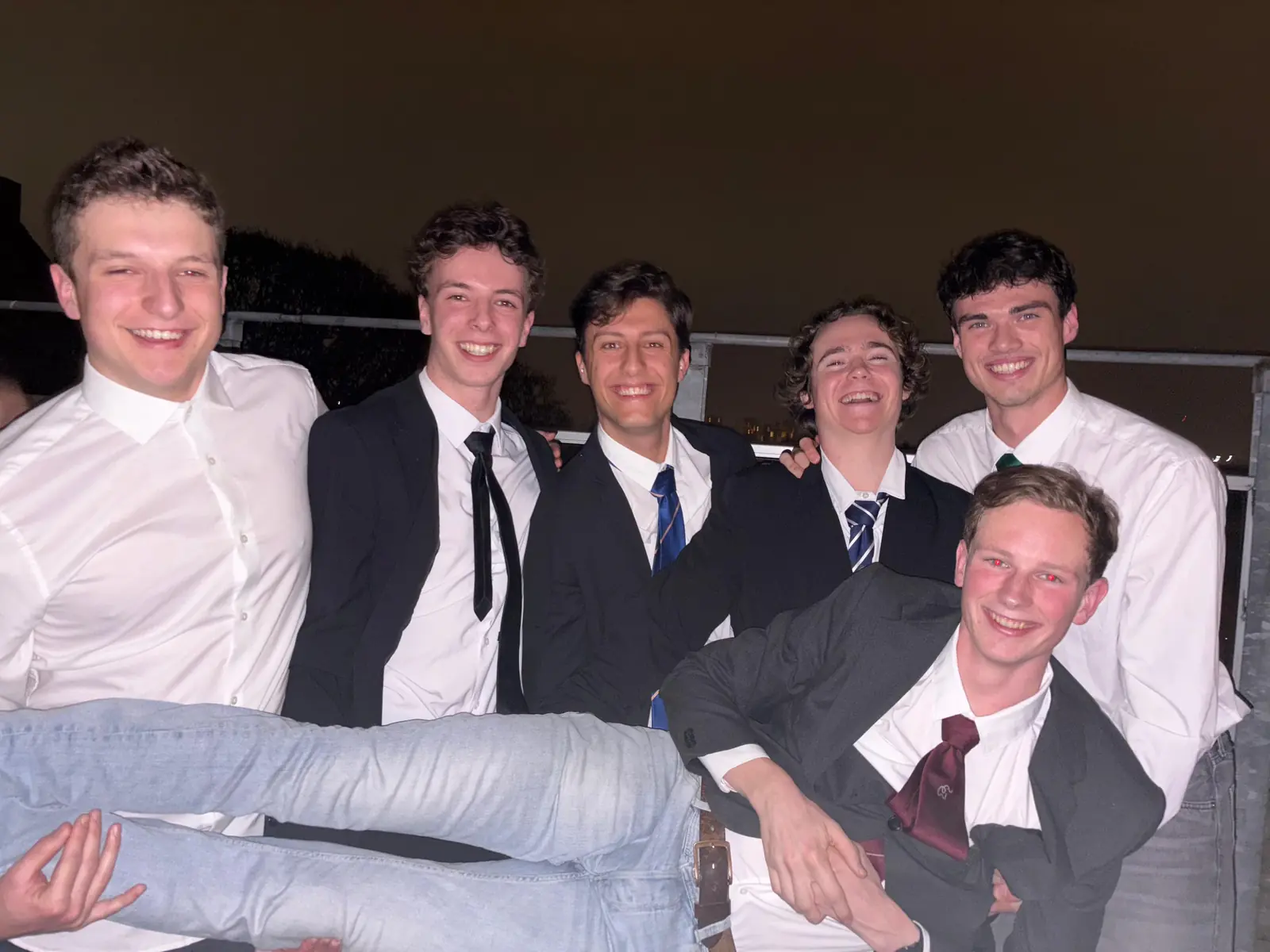 Afbeelding 2 van 7
