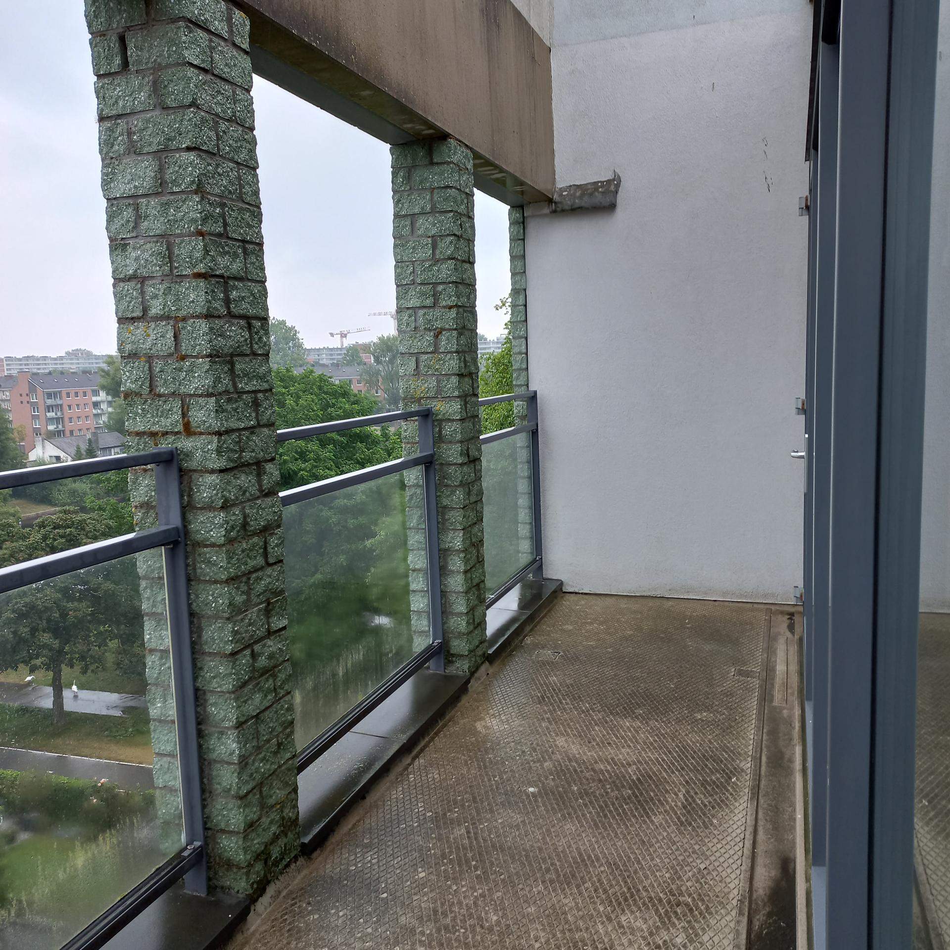 Bild 3 von 9