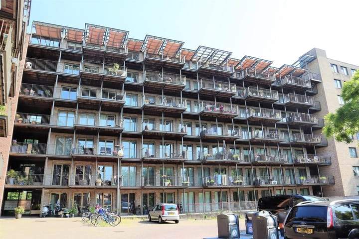 Bild 1 von 20