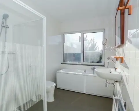 Furnished Room Adelaarstraat, Hilversum - For Rent