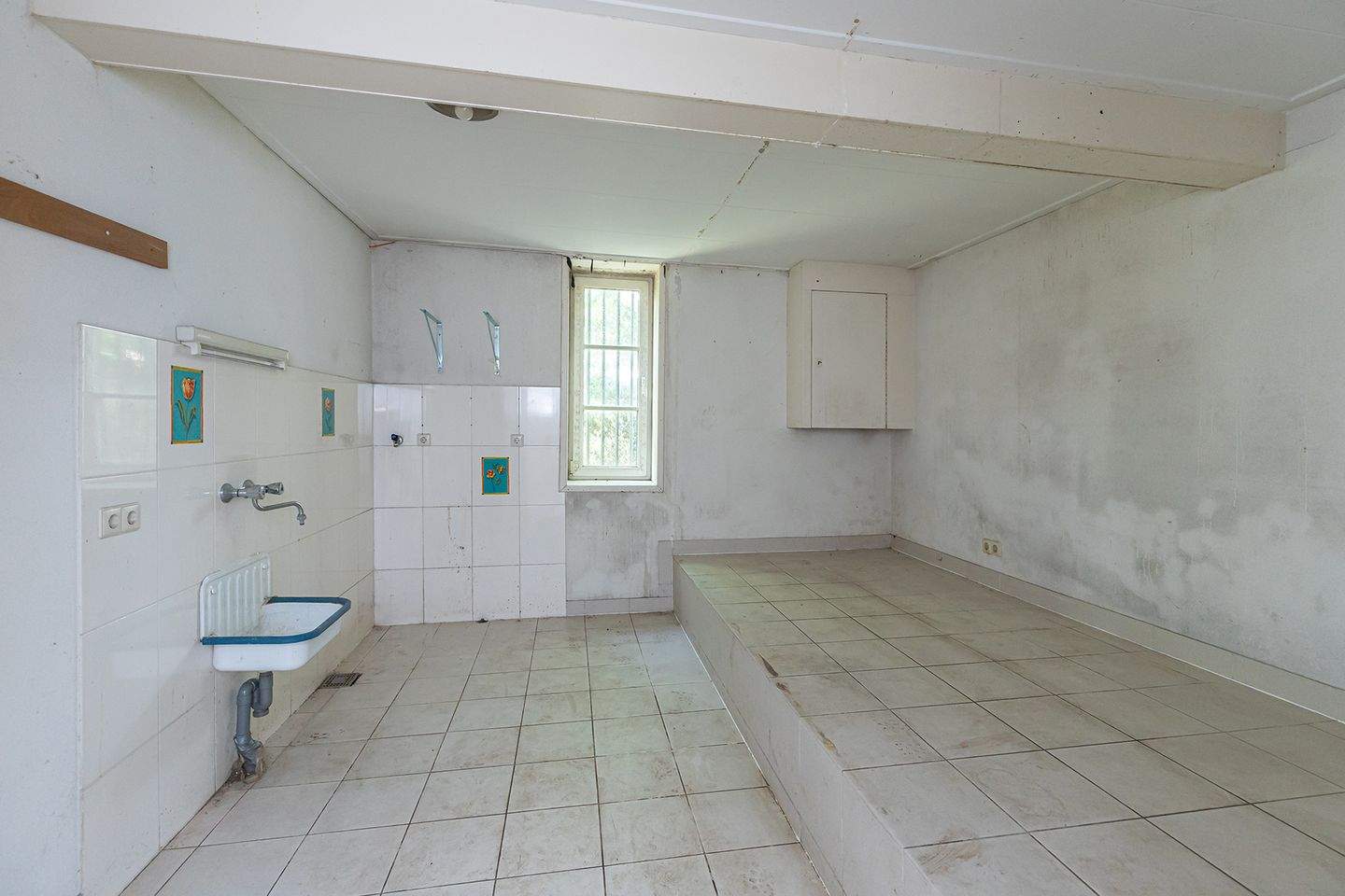 Image 20 of 25