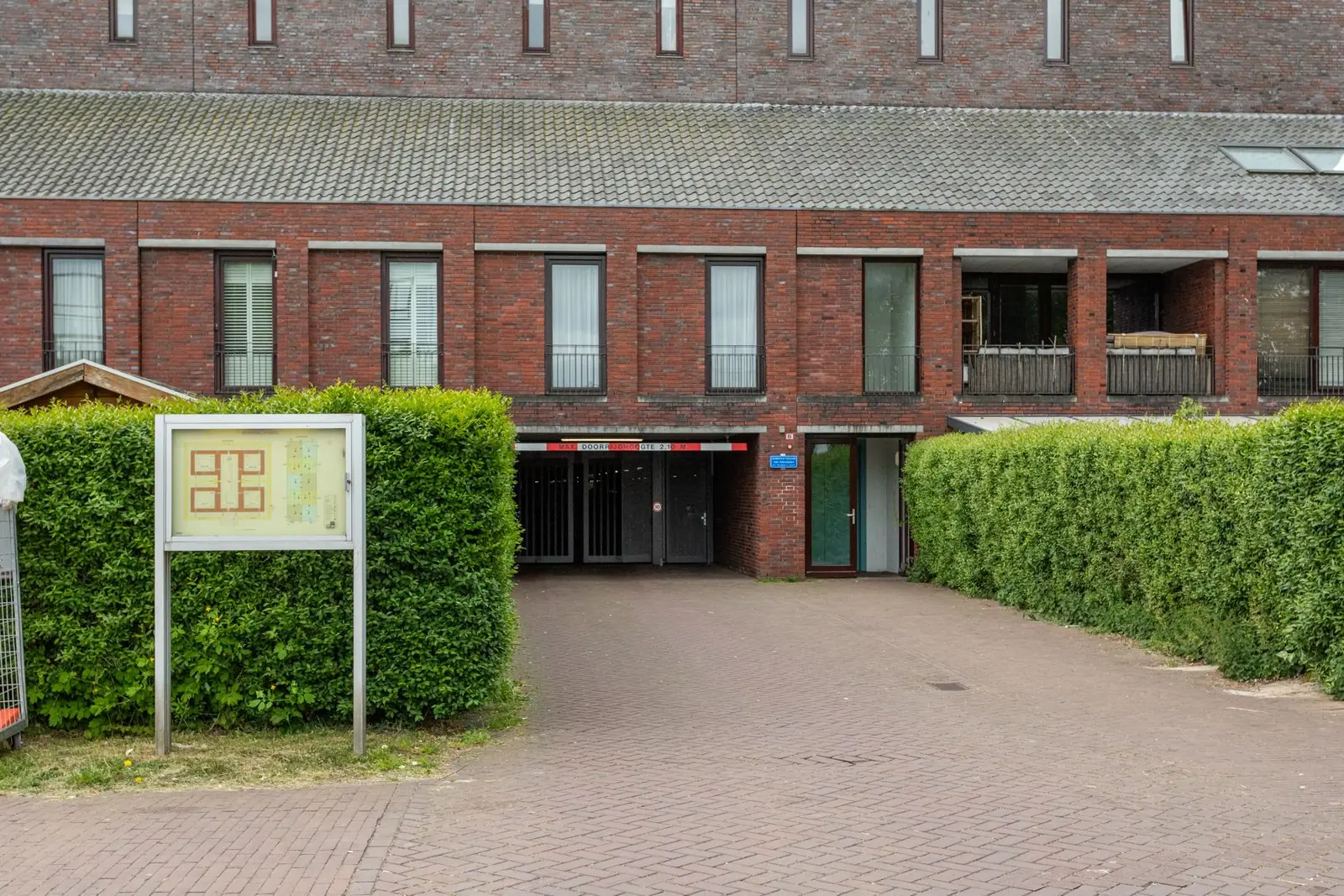 Image 54 of 60