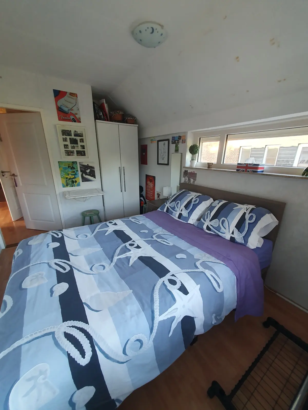 Image 1 of 3