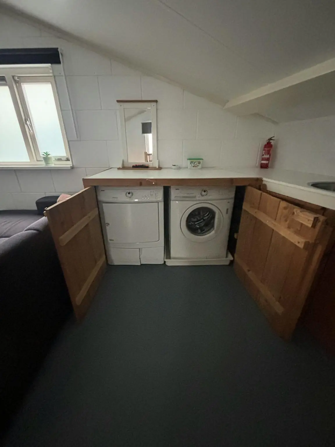 Image 5 of 22