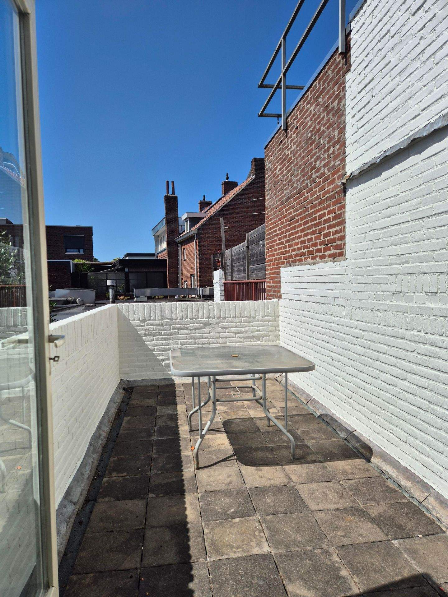 Image 10 of 21