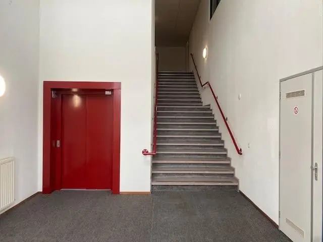 Image 22 of 25
