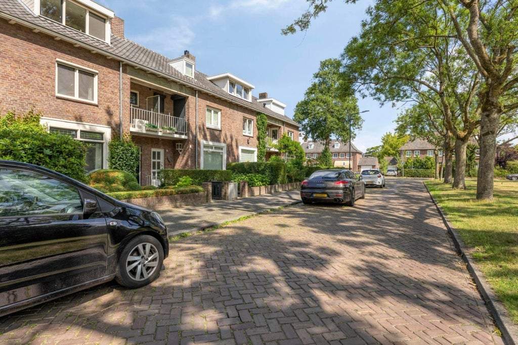 Afbeelding 2 van 29