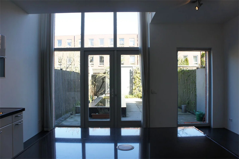 Image 11 of 15