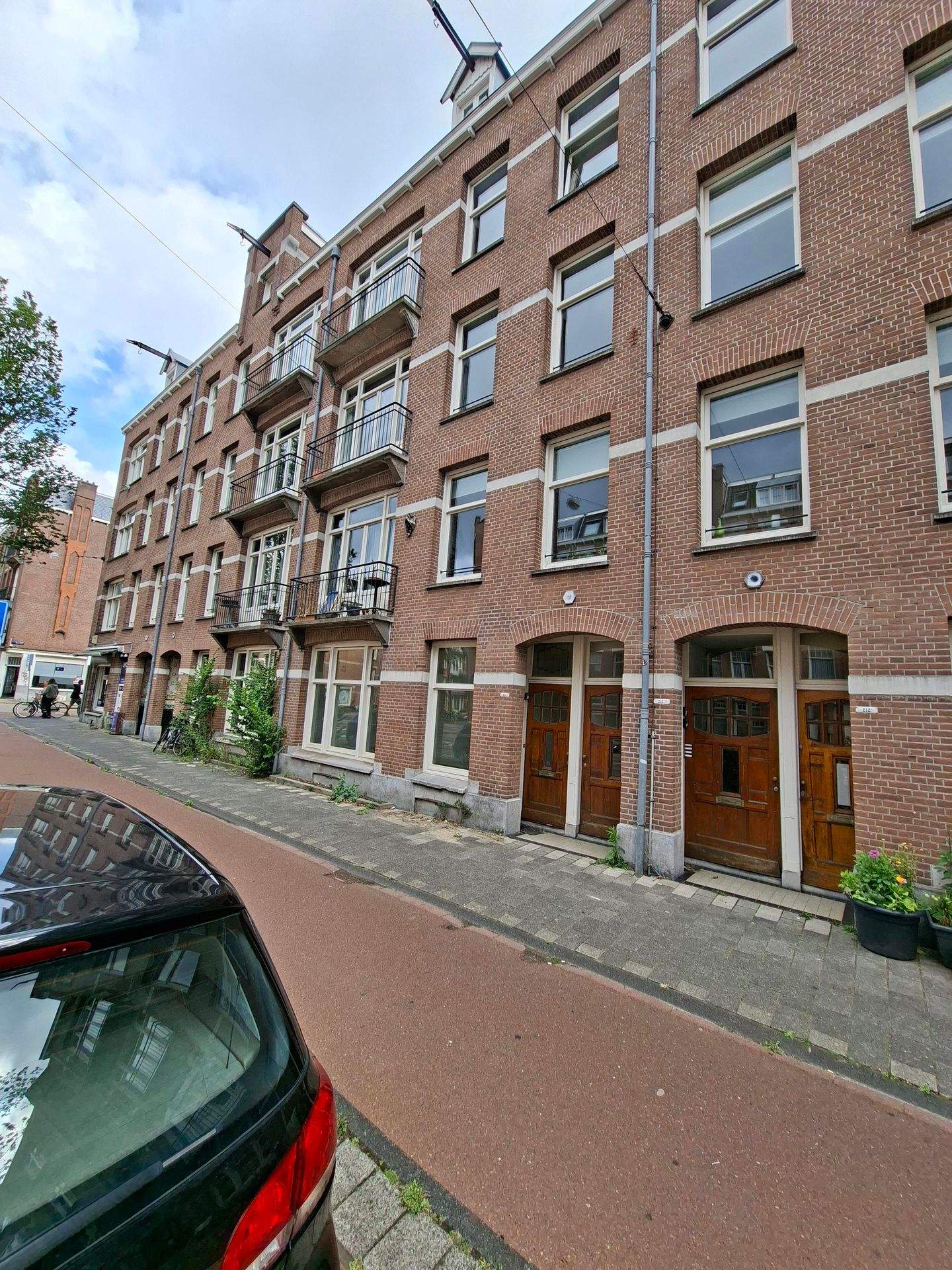 Afbeelding 1 van 19