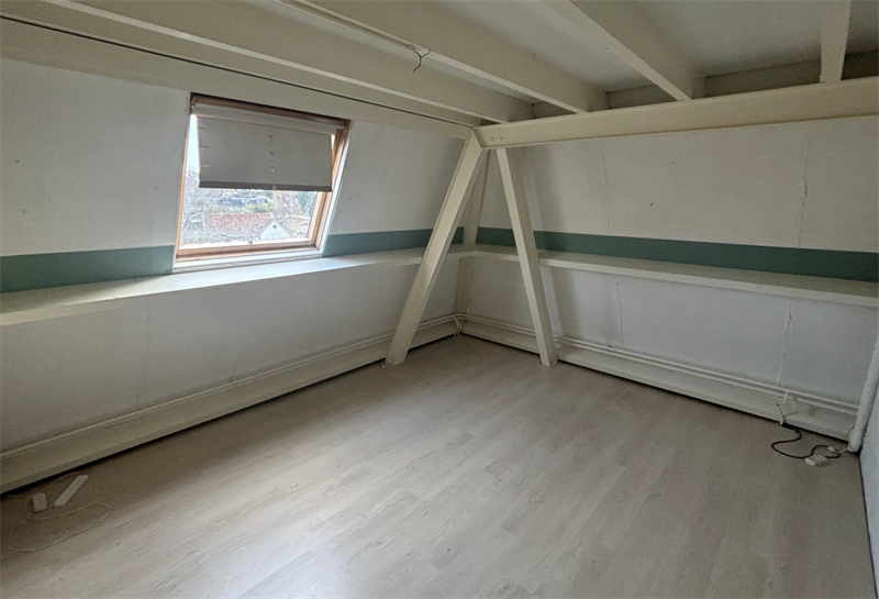 Bild 1 von 9