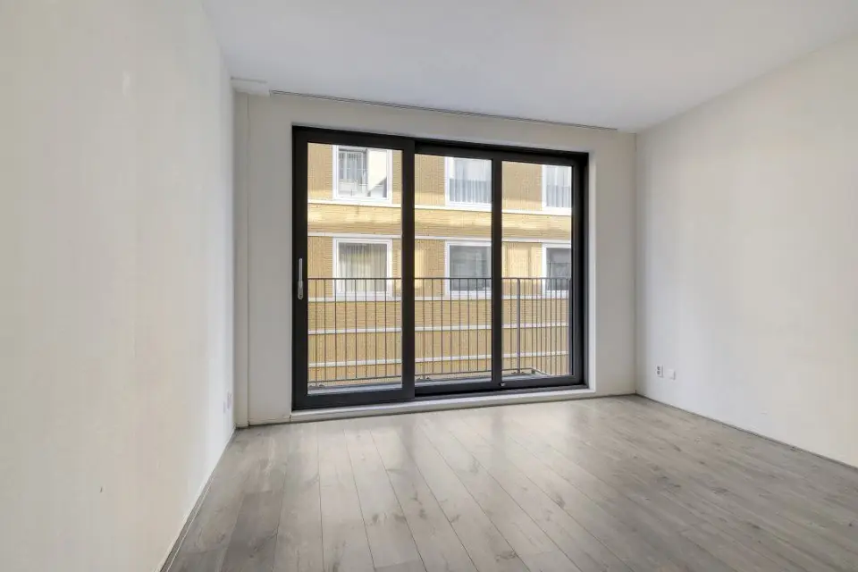 Image 11 of 15
