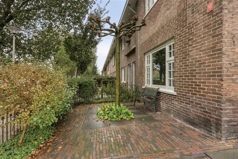 Image 20 of 24