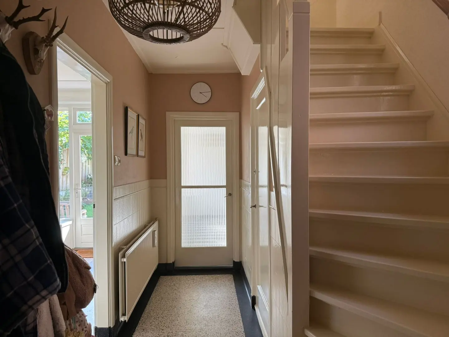 Image 10 of 28
