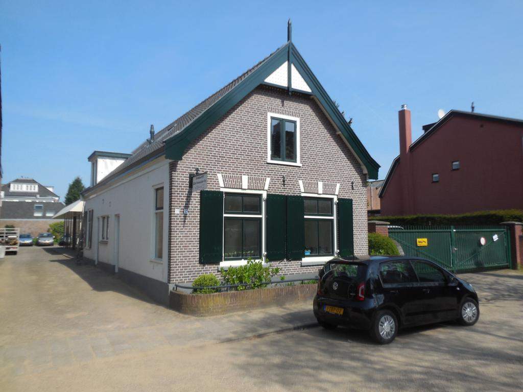 Bild 1 von 4