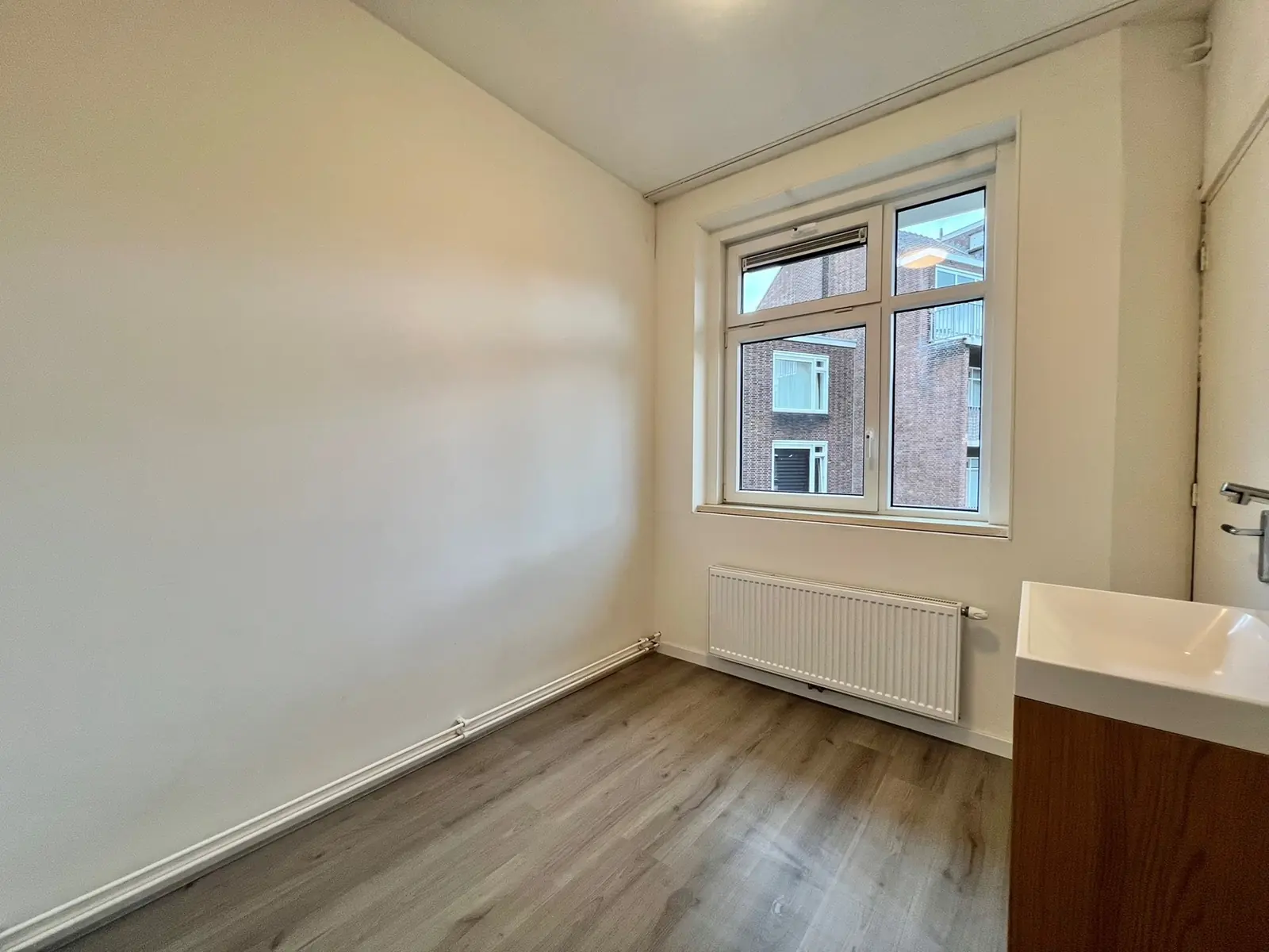 Image 12 of 25