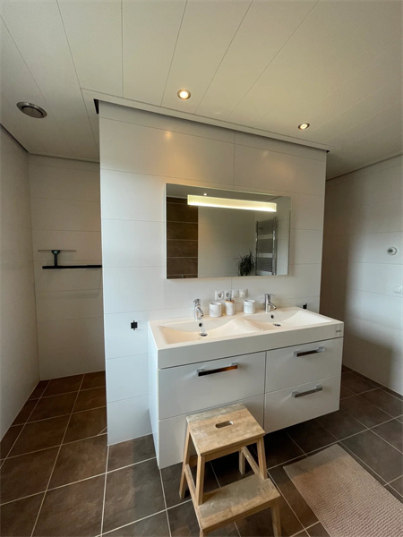 Bild 16 von 28