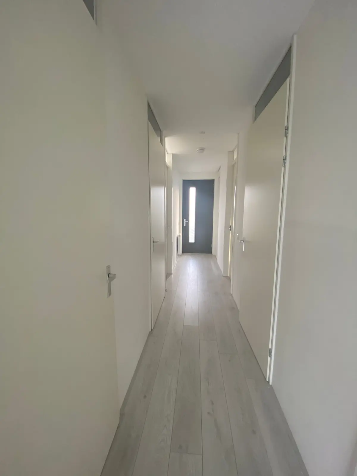 Image 10 of 27
