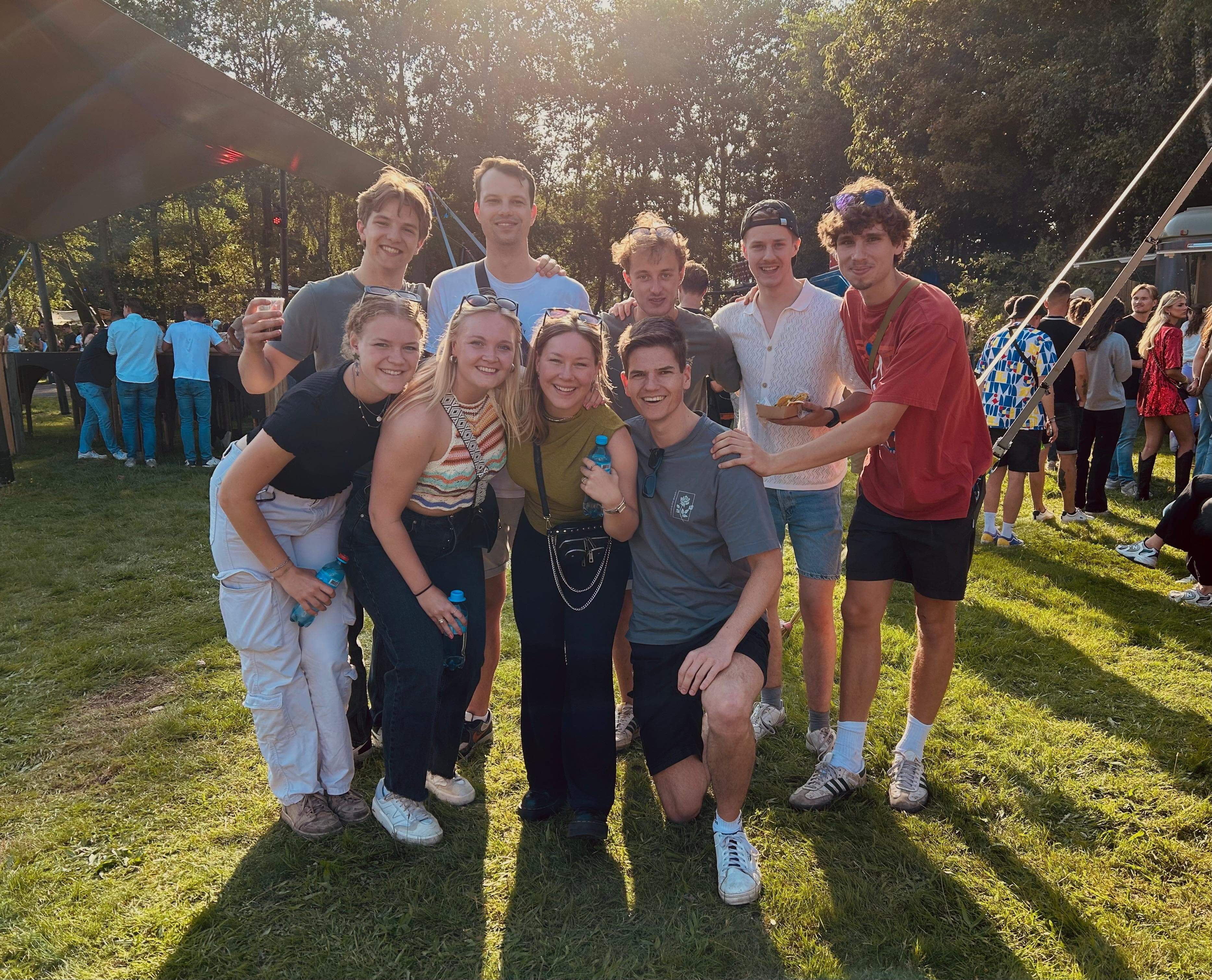 Bild 2 von 9