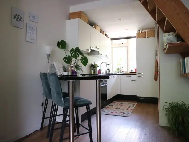 Image 10 of 24