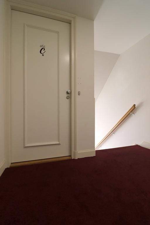 Image 3 of 32