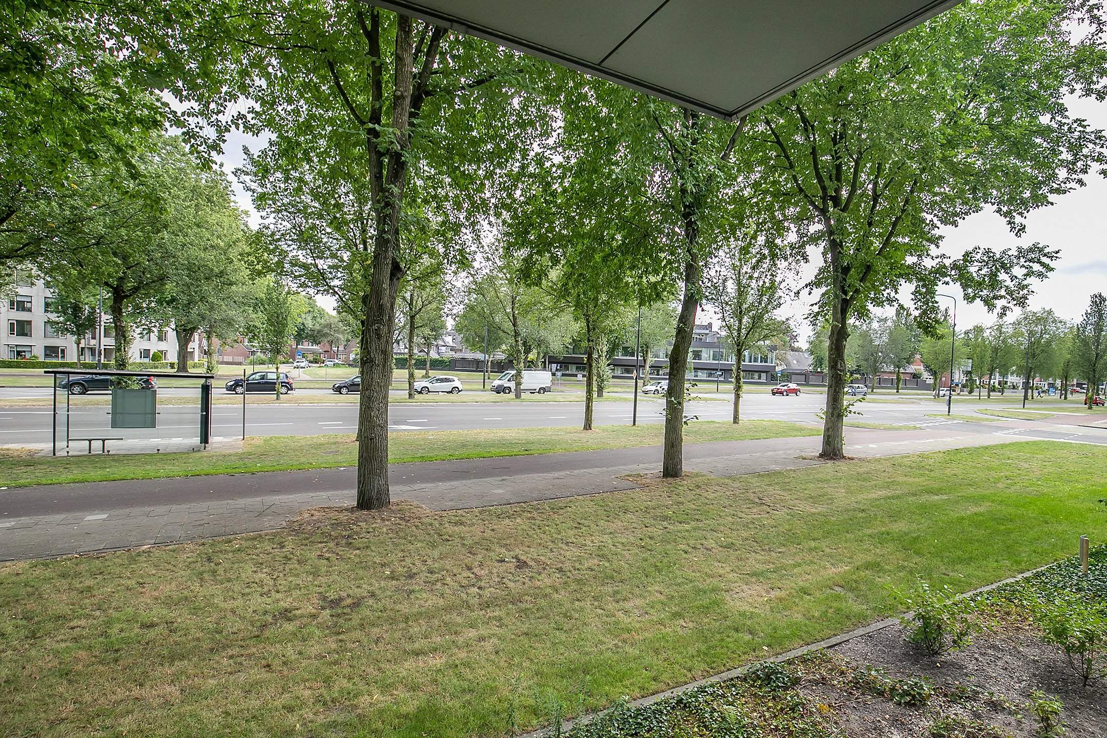 Image 25 of 27