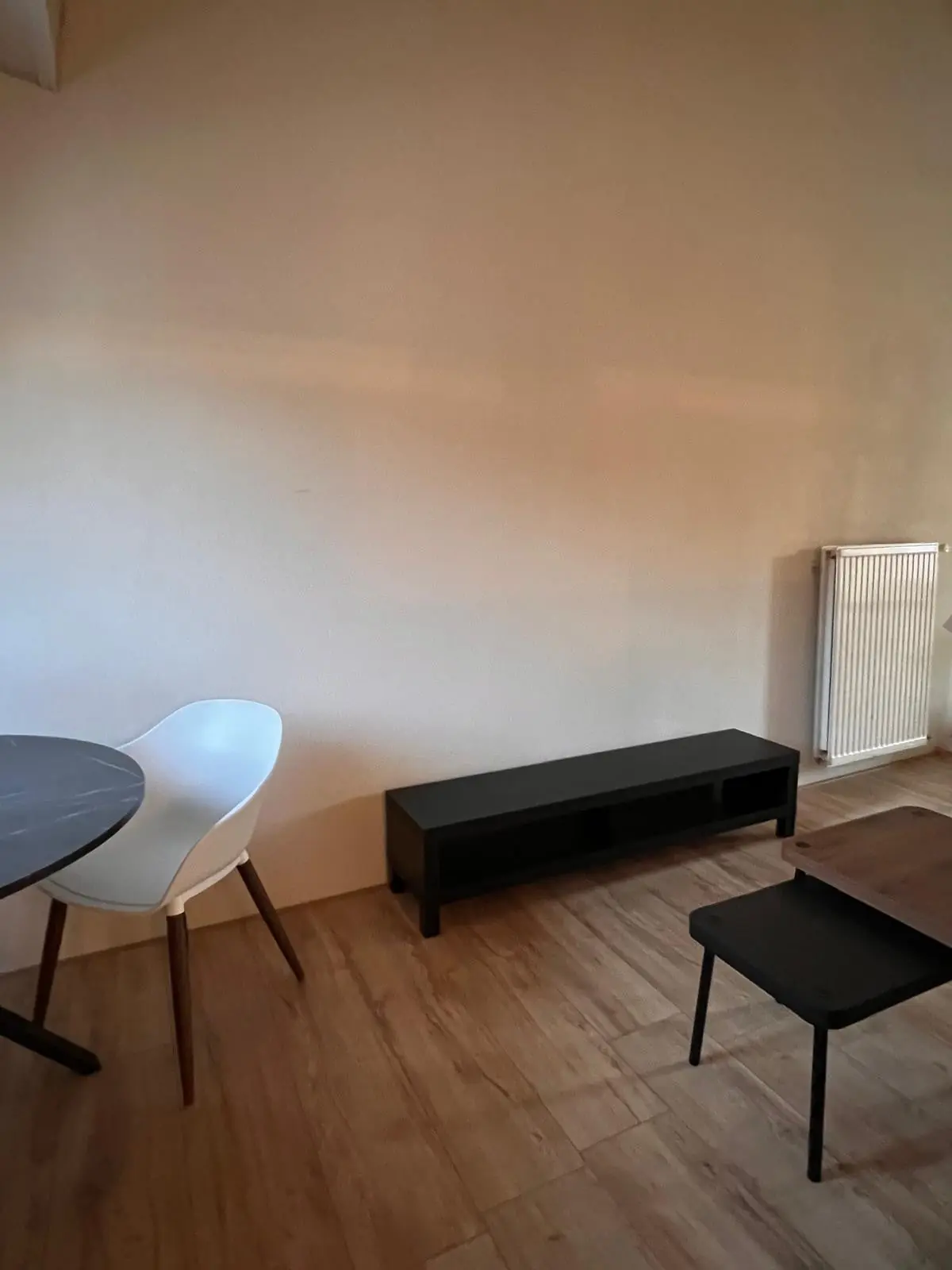 Image 4 of 11