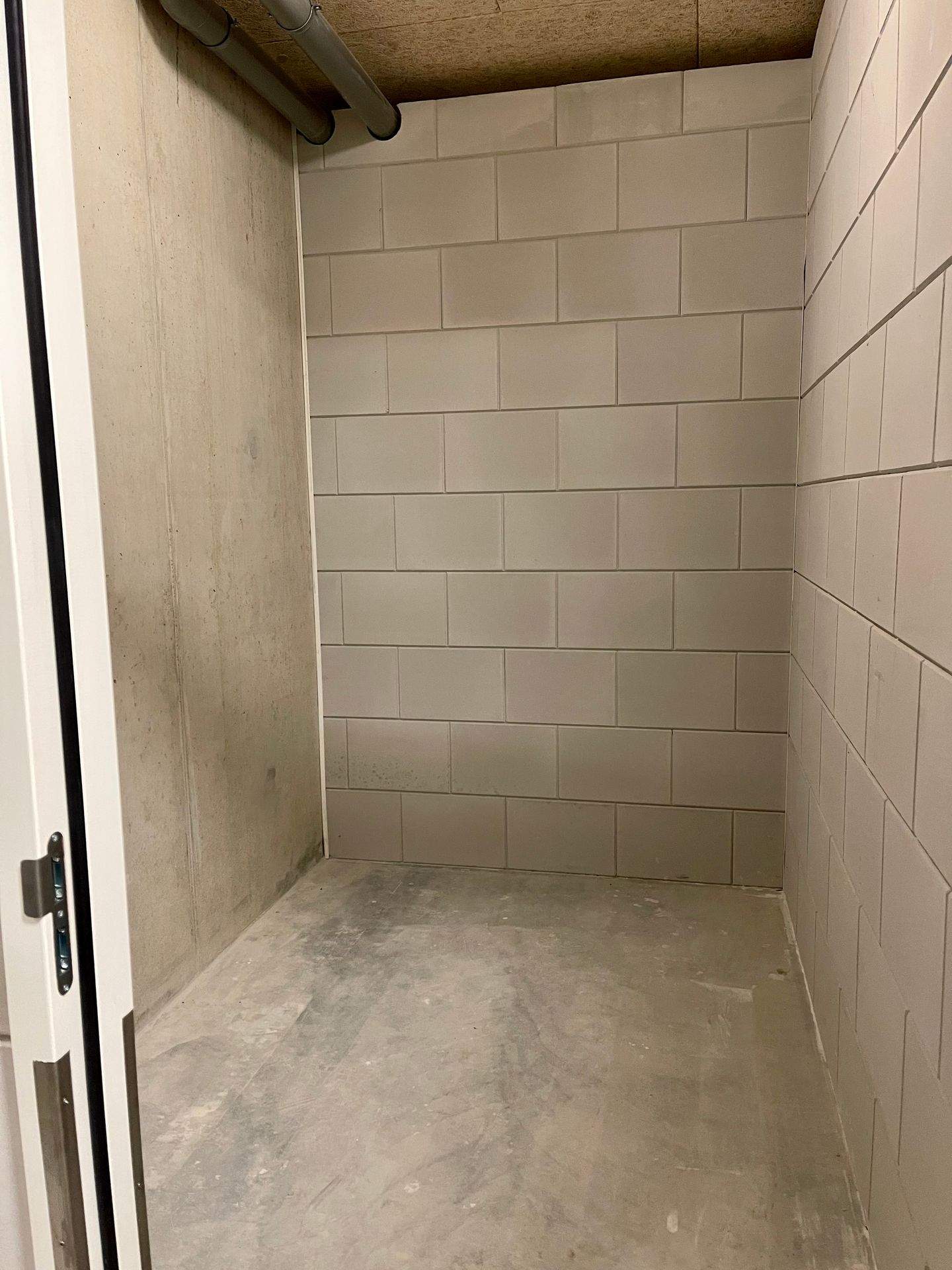 Image 10 of 37