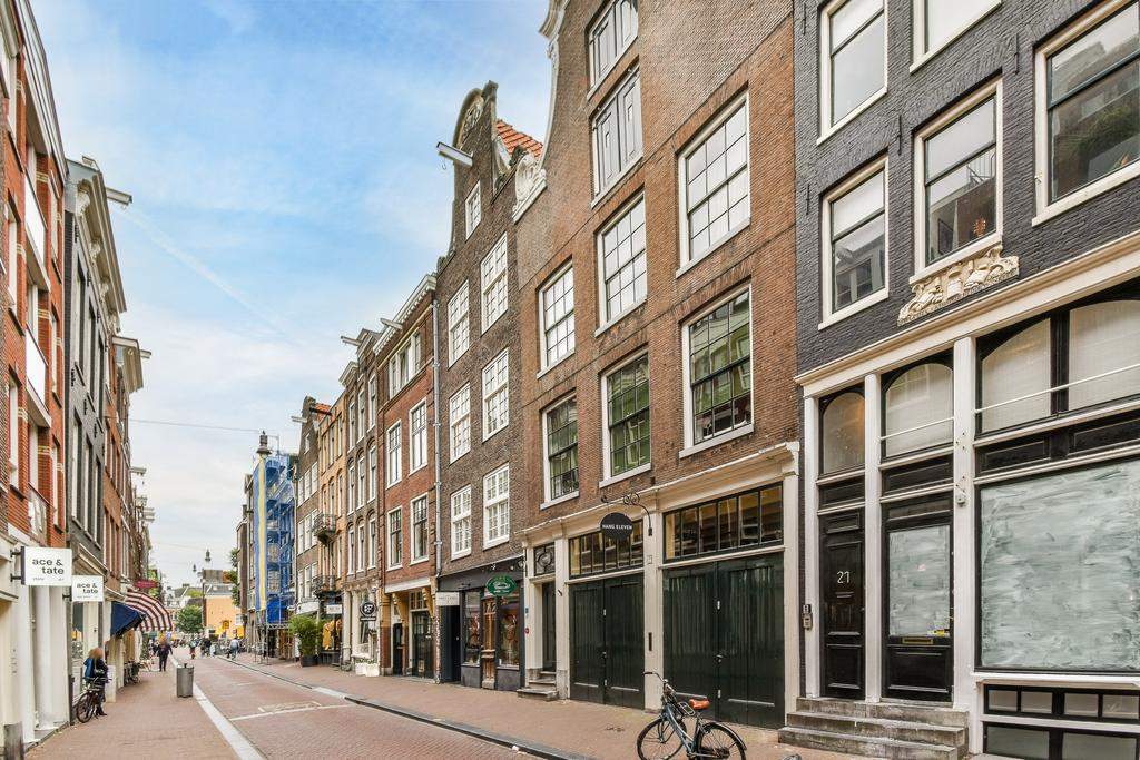 Afbeelding 1 van 18
