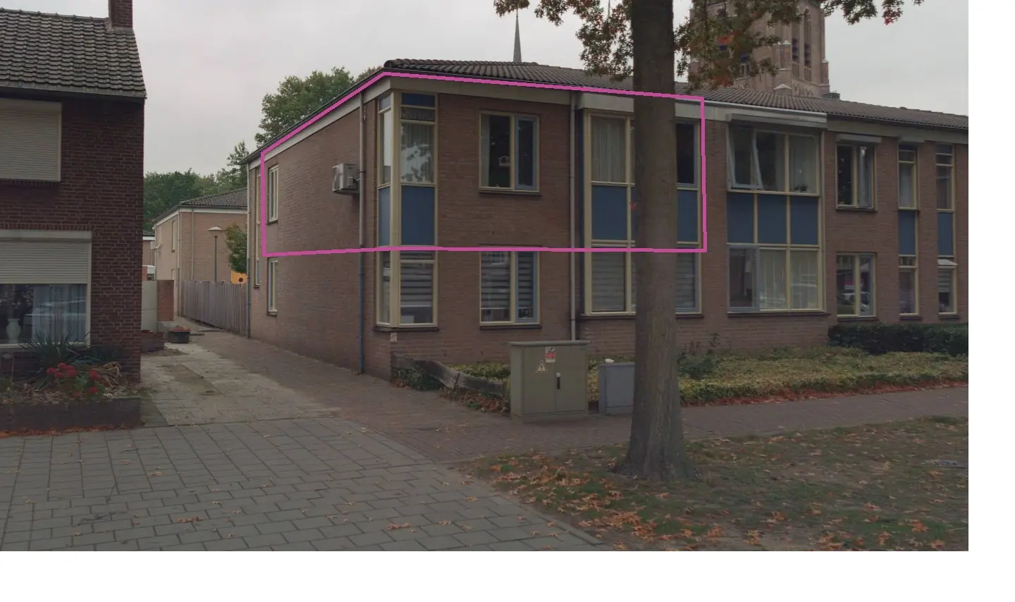 Bild 1 von 4