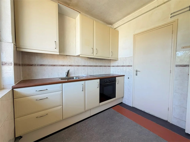 Image 4 of 15