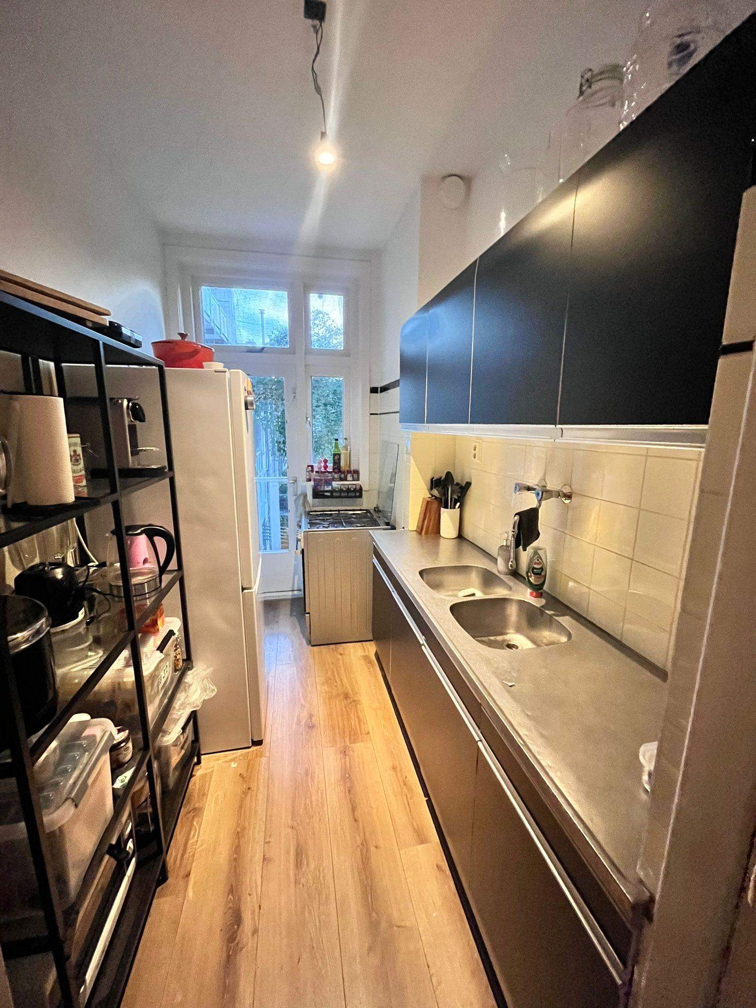 Image 3 of 4