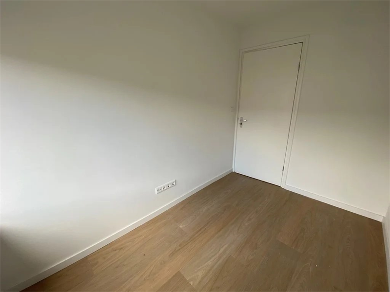 Image 17 of 21