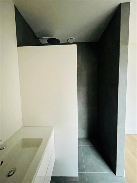 Bild 5 von 9