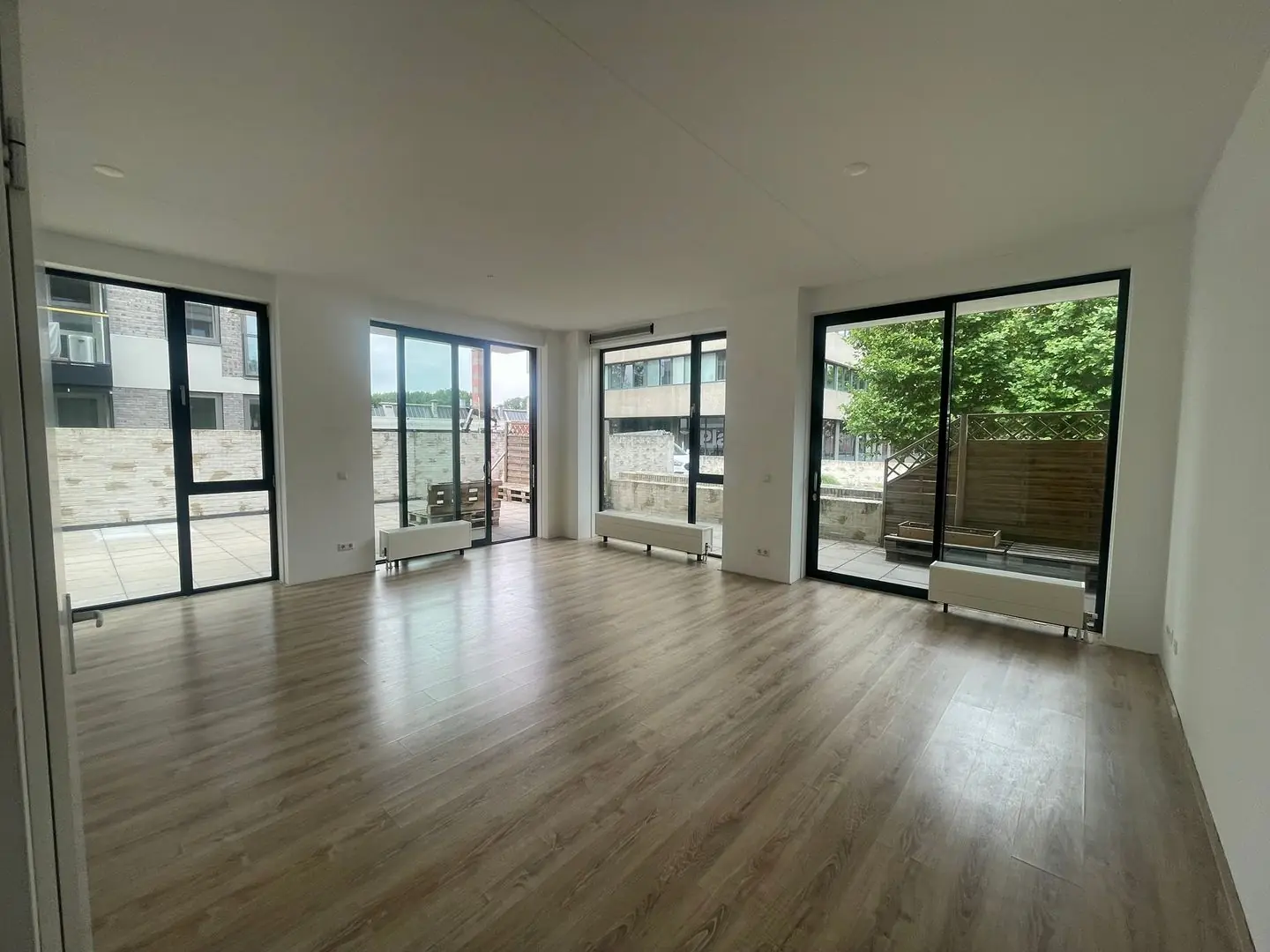 Image 10 of 25