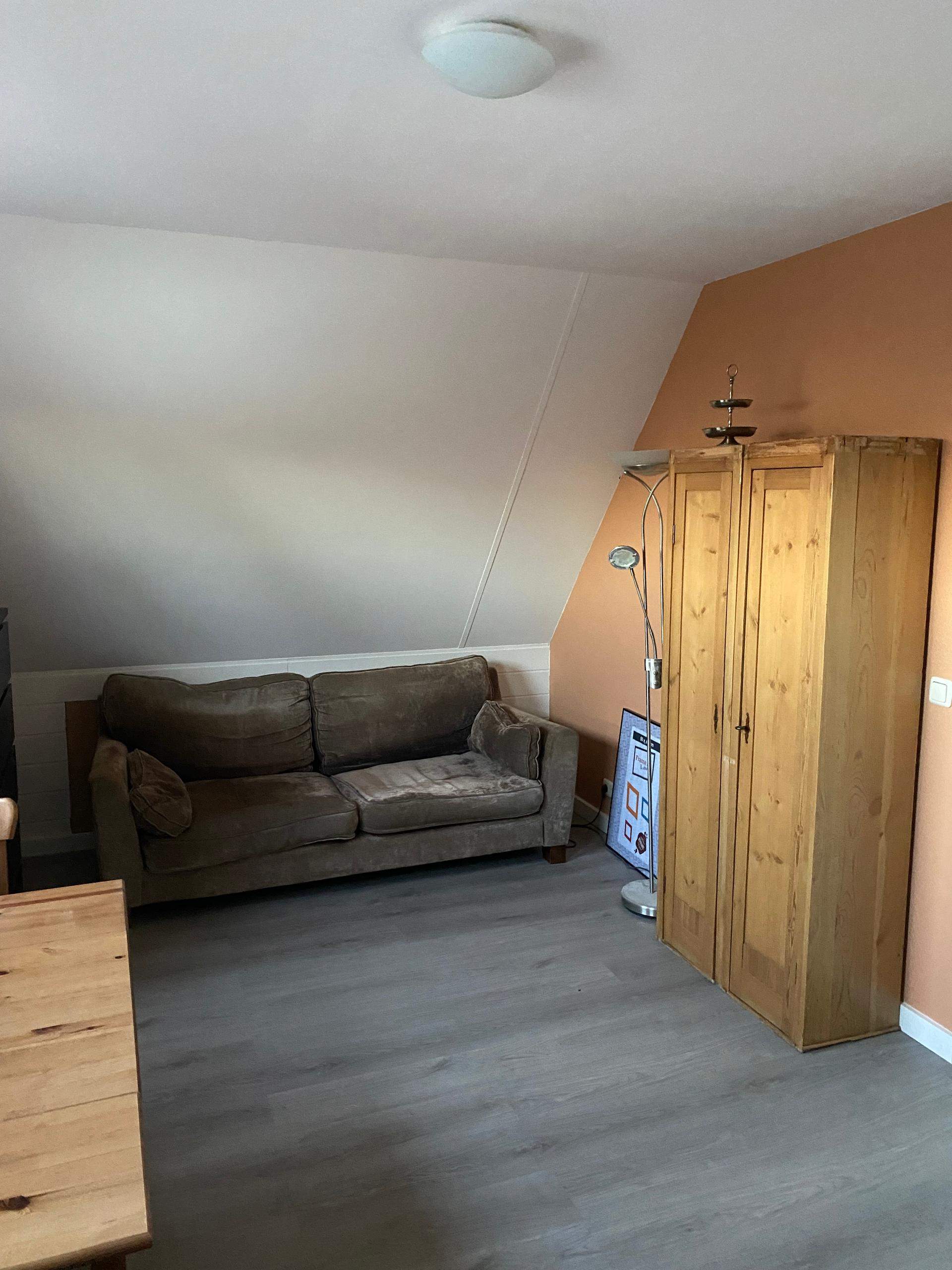 Bild 2 von 6