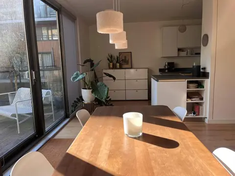 Furnished 2-Bedroom Apartment with Balcony and Parking, Stadsdriehoek, Rotterdam