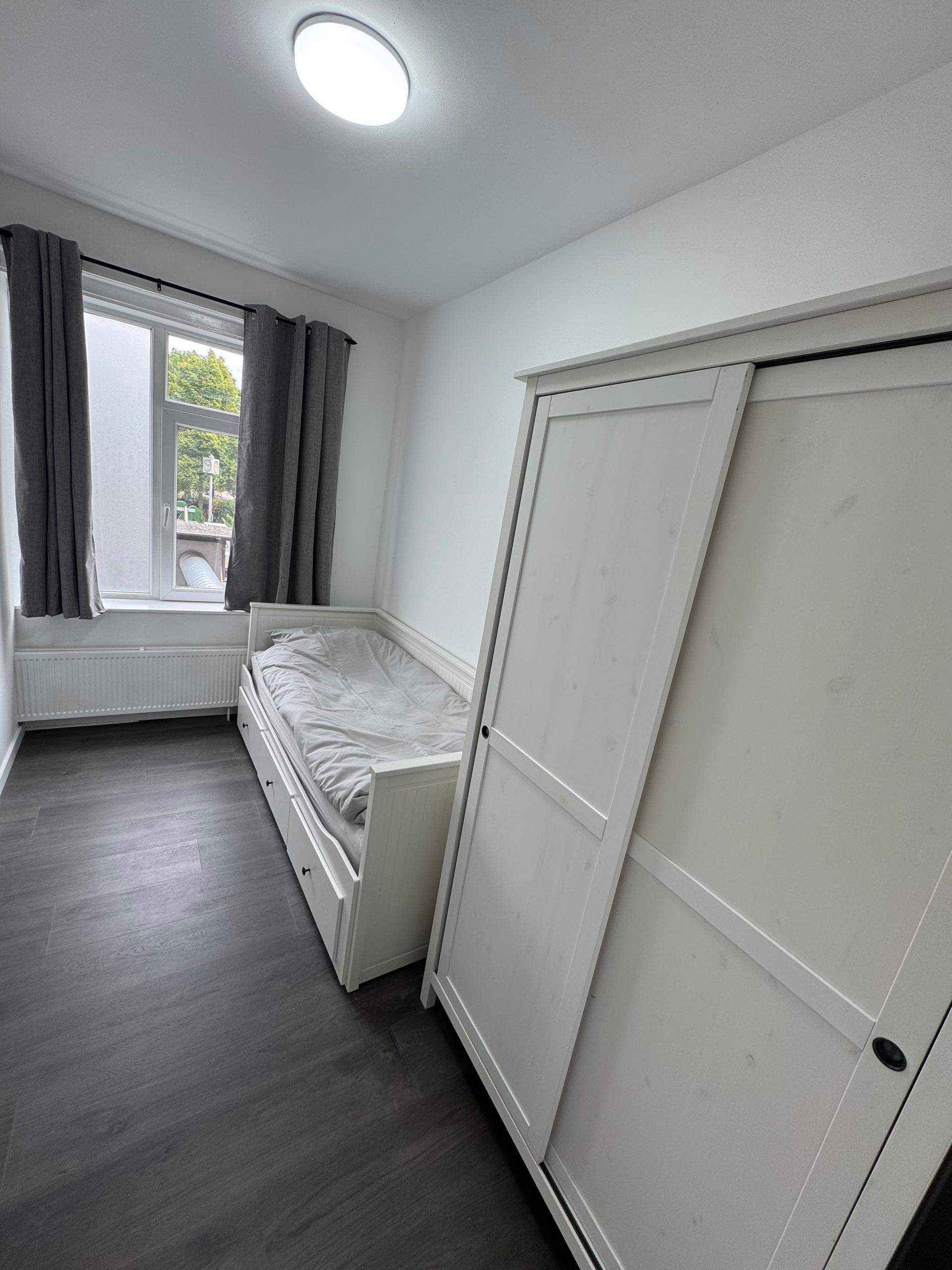 Bild 3 von 6
