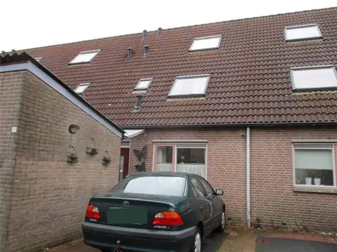 Family Home Gooimeerstraat 53, Waterwijk, Lelystad - For Rent