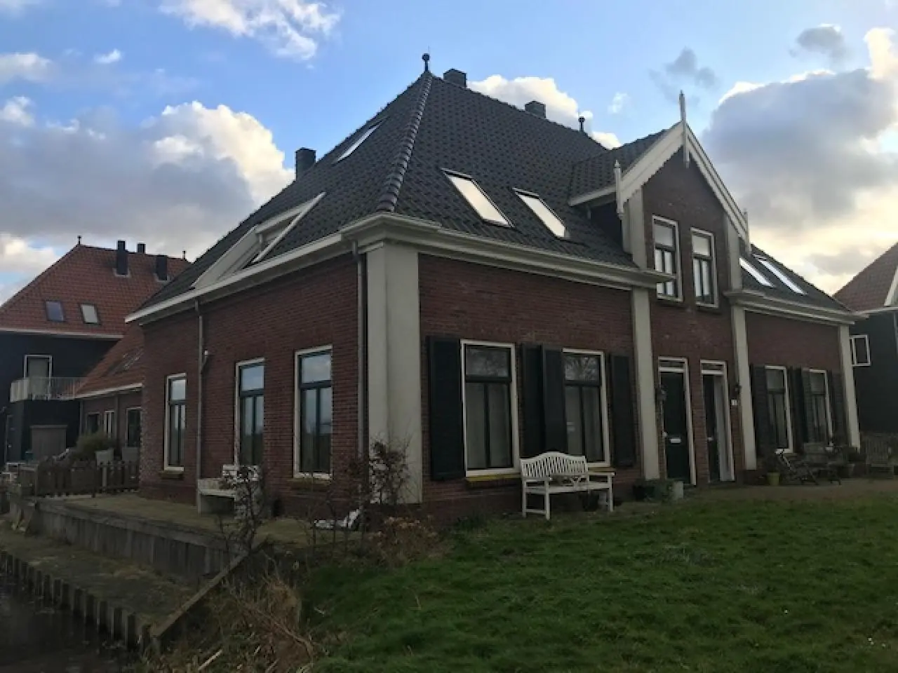 Image 1 of 9