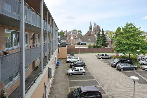 Parking Space Wielstraat 110, Geldrop - For Rent