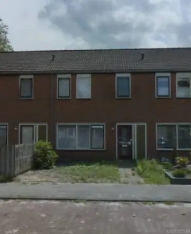 Casa adosada en Anne Frankstraat, Oude Pekela - En alquiler