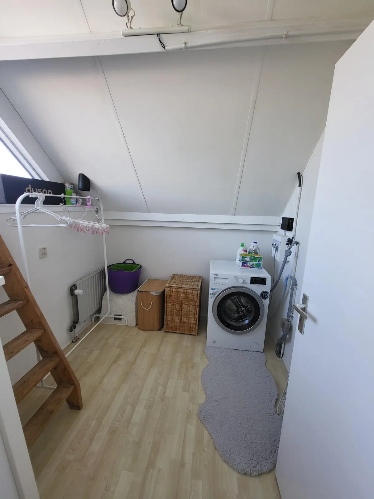 Image 25 of 38