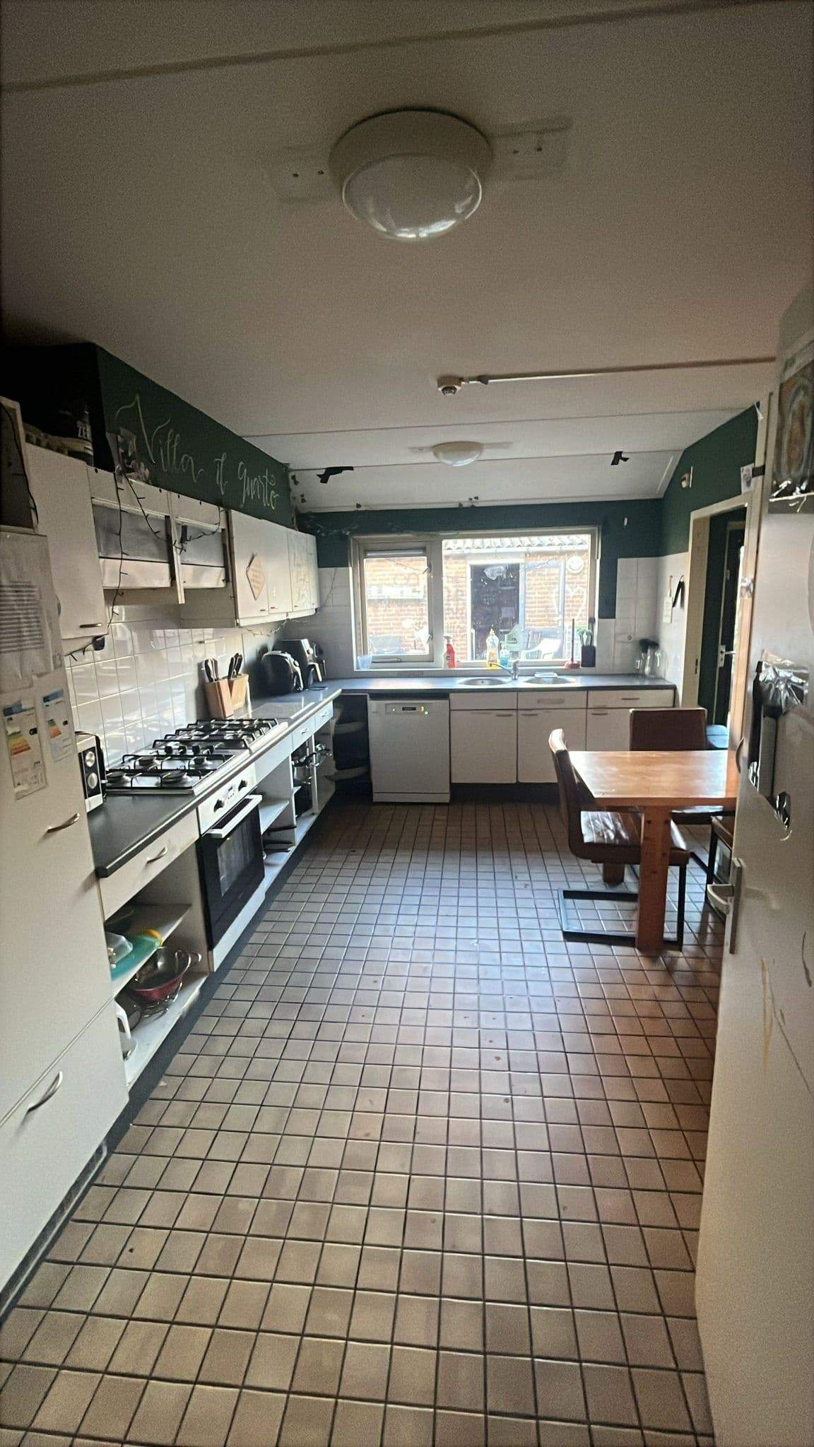 Image 4 of 6