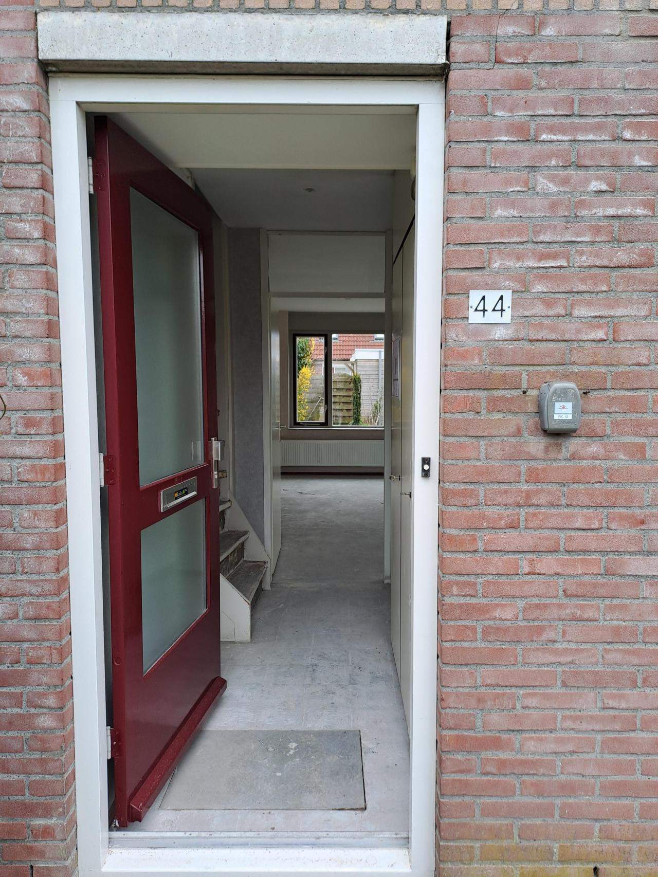 Image 9 of 9