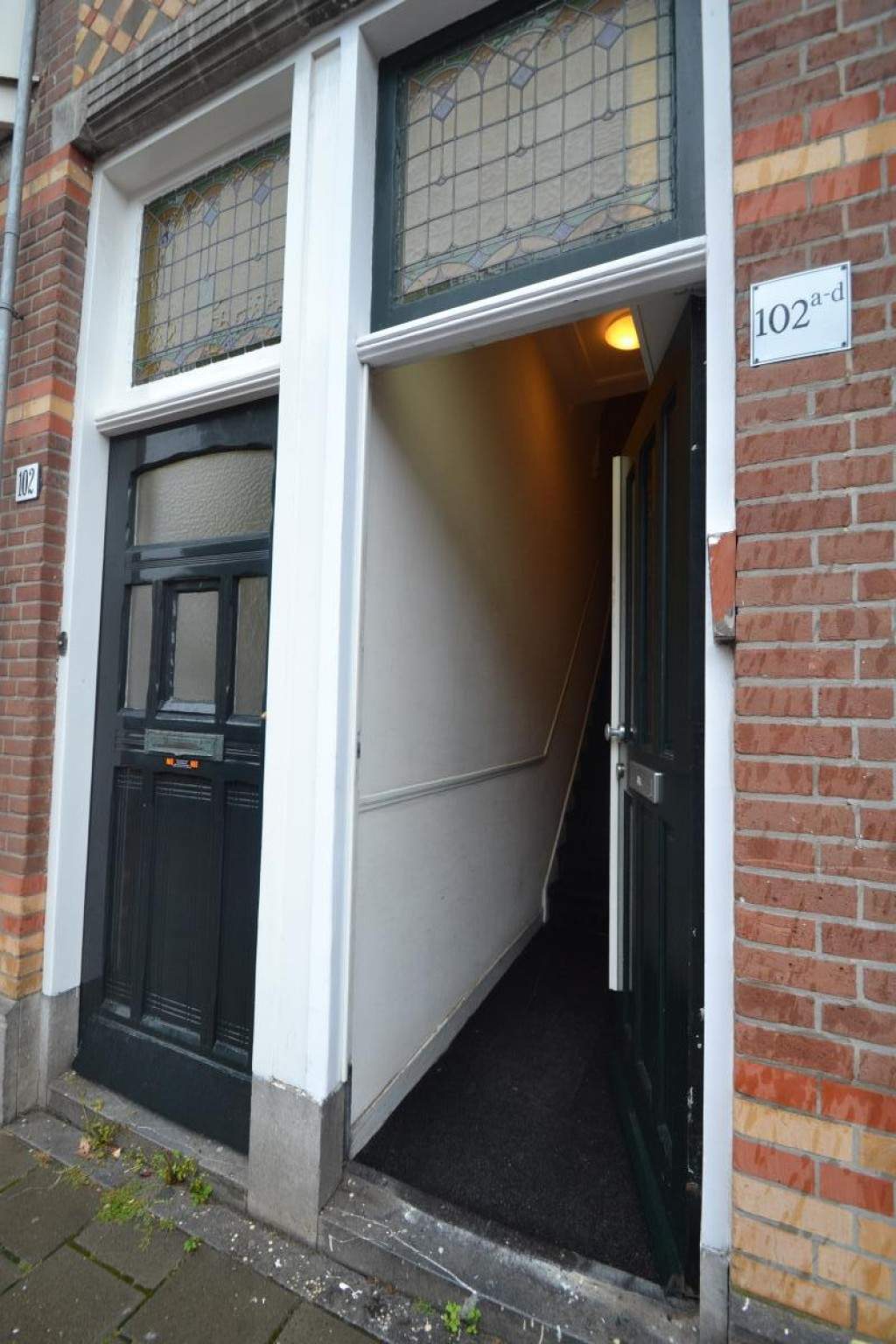 Afbeelding 2 van 8