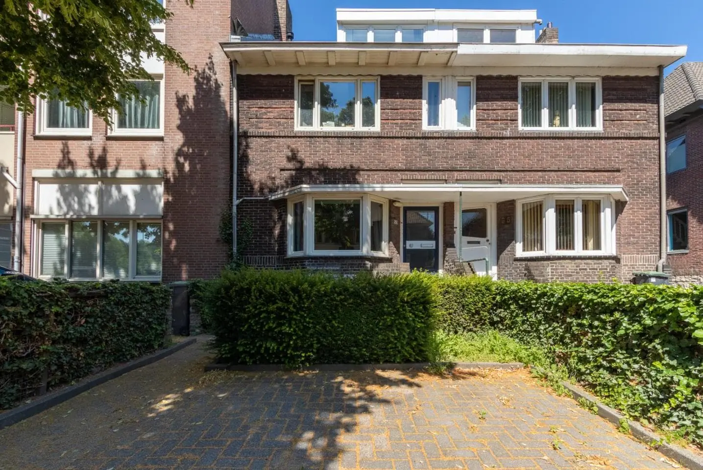 Afbeelding 1 van 8