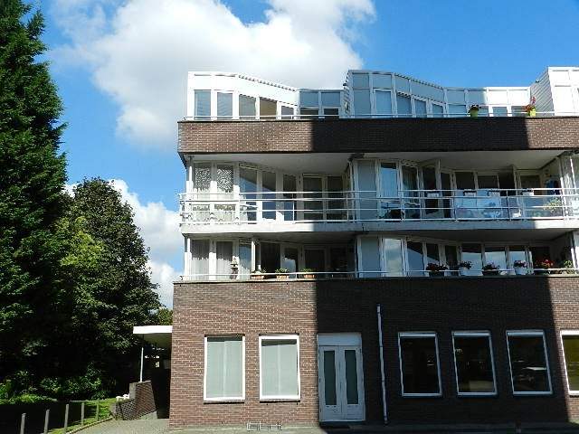 Afbeelding 1 van 17