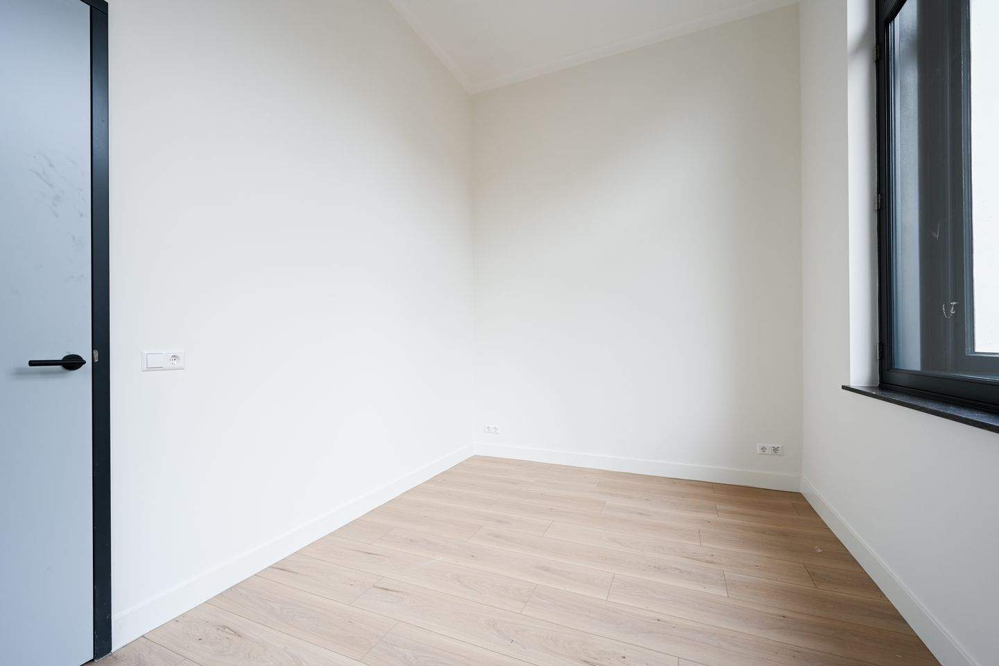 Image 20 of 34