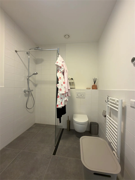 Image 7 of 10