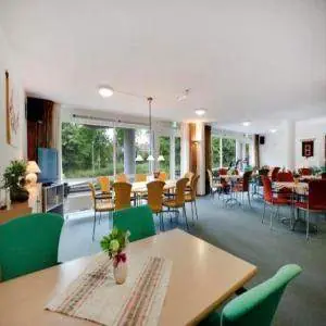 3-Kamer Appartement aan De Trekvaart 39, Zwaag - Te Huur